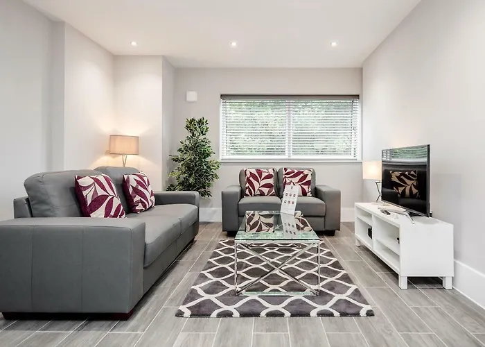 Roomspace Serviced Apartments - The Legacy